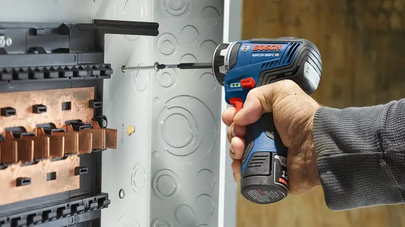 BOSCH GXL12V-270B22 12V Max 2-Tool Combo Kit with Chameleon Drill/Driver Featuring 5-In-1 Flexiclick System and Starlock Oscillating Multi-Tool
